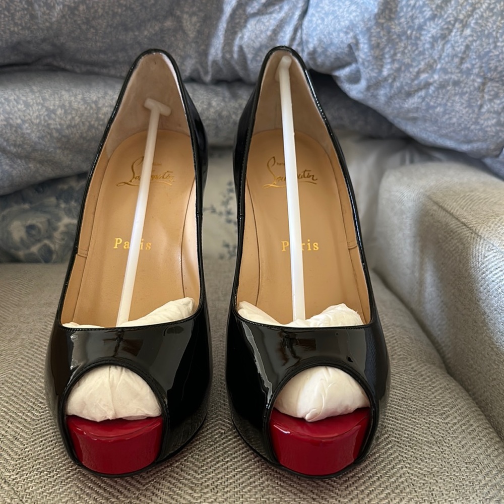 Christian Louboutin Very Prive 120 Patent